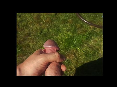 ❤️ Hot hottie o phunya nana ea hae e pinki 'me e koetsoe ka squirt serapeng sa lehlabula Video ea bootsoa ❌️❤